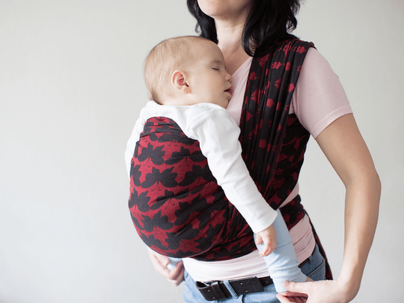 Benefits of Baby wearing